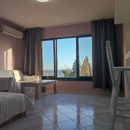 съншайн Apartmán Burgas City