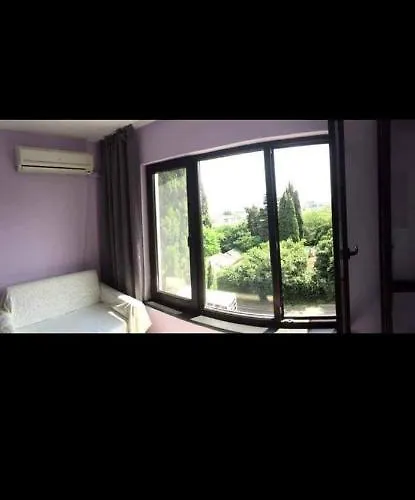 съншайн Apartment Burgas